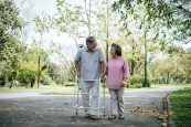 Best Outdoor Walkers and Rollators for Summer Mobility