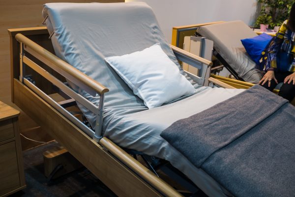 Best Hospital Bed Manufacturers for Home Beds